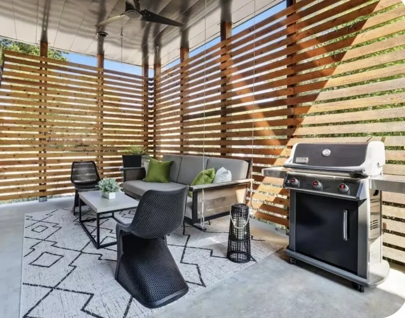 Outdoor Living Build